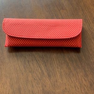 Eyeglass case (soft sided)